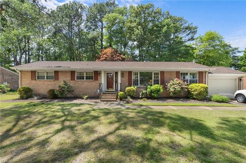 3520 Shelton Rd, Portsmouth, VA, 23703-3829 | Card Image