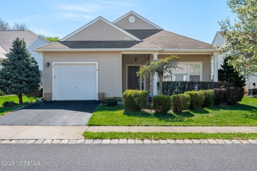 16 Kensington Rd, Manchester, NJ, 08759-6254 | Card Image