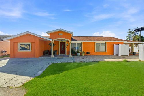 7102 Harborhills Ct, TAMPA, FL, 33615-2630 | Card Image