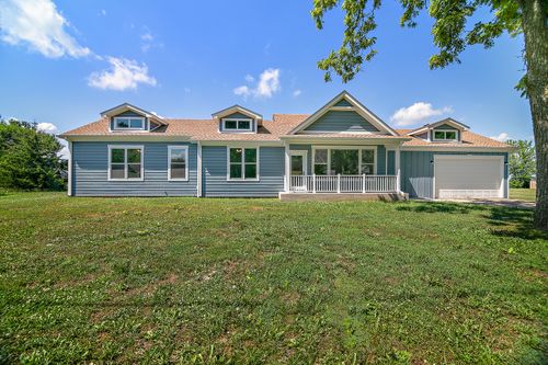 121 Pine St, Buckingham, IL, 60917-1030 | Card Image