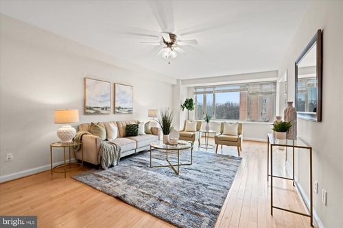 apt-5012-4301 Massachusetts Ave Nw, WASHINGTON, DC, 20016-5565 | Card Image