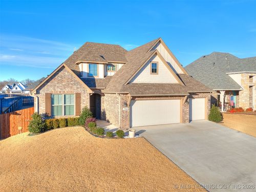 703 126th St, Jenks, OK, 74037-5211 | Card Image