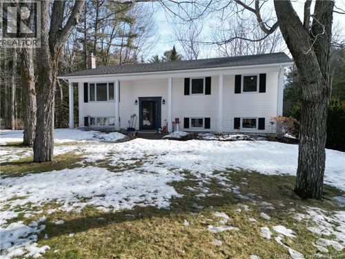 65 Milky Way Dr, Hanwell, NB, E3C1M7 | Card Image