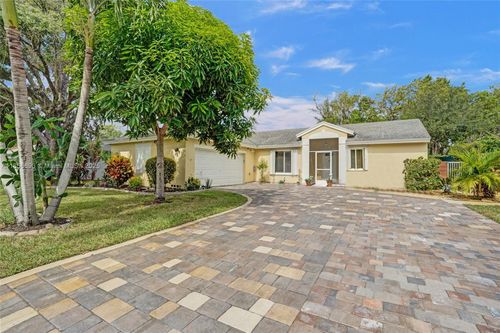 5540 Nw 40th Ter, Coconut Creek, FL, 33073-4016 | Card Image