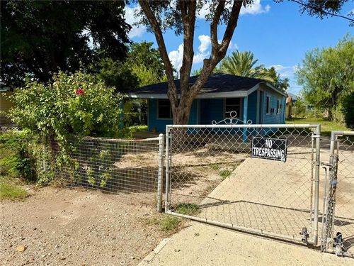 606 Athol St, San Juan, TX, 78589-2318 | Card Image