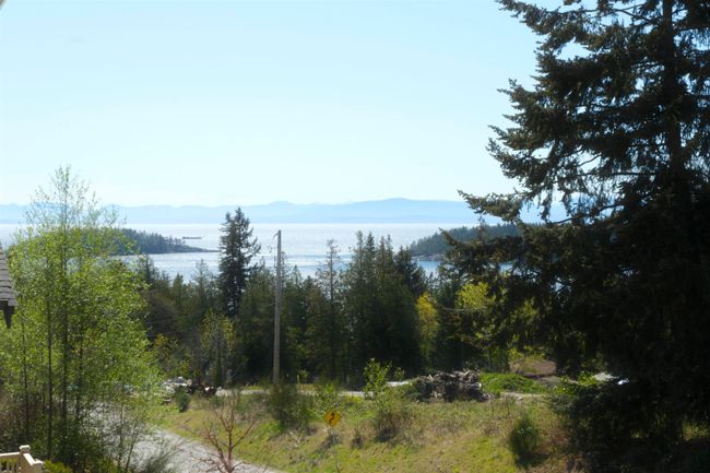5438 Mccourt Road, House other with 3 bedrooms, 2 bathrooms and 5 parking in Sechelt BC | Image 14