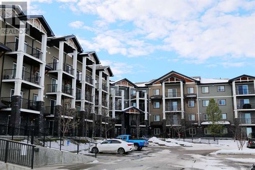 130 Panatella St Nw, Calgary, AB, T3K0Y6 | Card Image