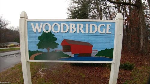 190 Frontier Dr, Kernersville, NC, 27284-8811 | Card Image