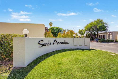 4303 E Fairmount Ave, Phoenix, AZ, 85018-5431 | Card Image