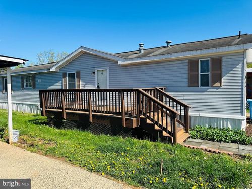 7407 Peppertree Ln, MANASSAS PARK, VA, 20111-1628 | Card Image