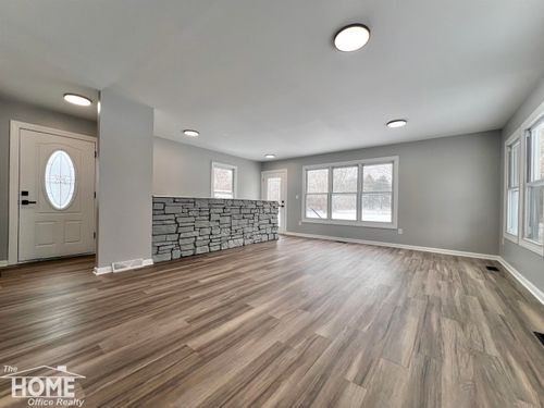 1387 S Byron Road, Venice Township, MI, 48449 | Card Image