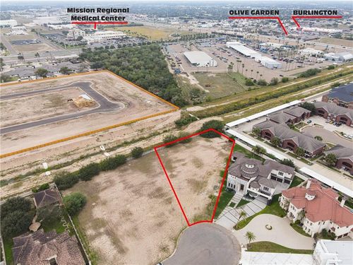 1002 Travis St, Mission, TX, 78572-2036 | Card Image