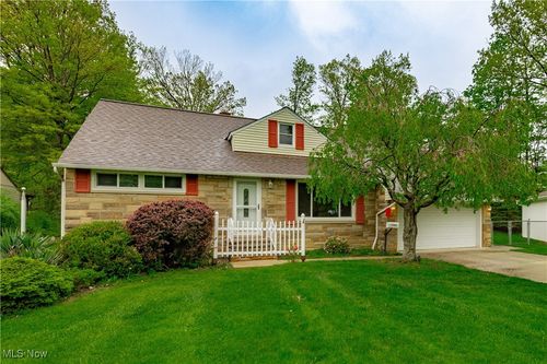 1743 Skyline Dr, Richmond Heights, OH, 44143-1222 | Card Image