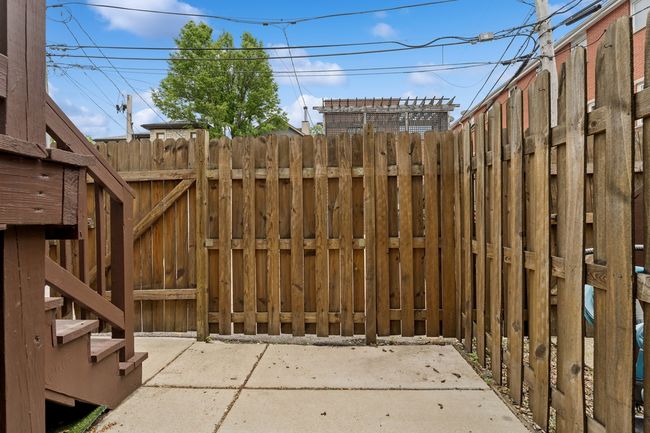 B - 1443 Wrightwood Ave, Condo with 2 bedrooms, 3 bathrooms and 1 parking in Chicago IL | Image 23