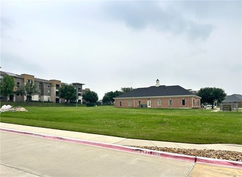 4001 Cross Park Drive, Bryan, TX, 77802 | Card Image