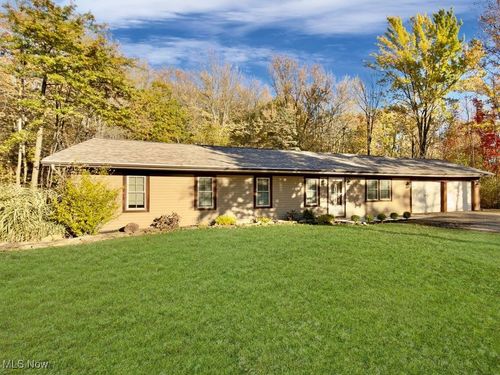 8285 Munson Rd, Mentor, OH, 44060-2406 | Card Image