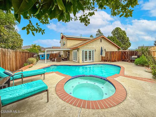 3307 Rainbow Creek Cir, Thousand Oaks, CA, 91360-1039 | Card Image