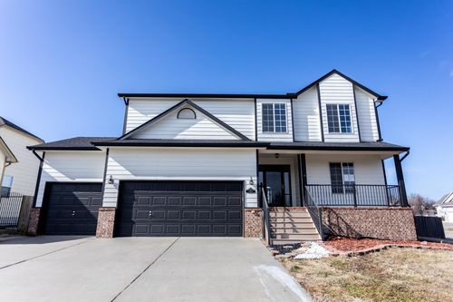 2301 S Stoneybrook St, Wichita, KS, 67207-7775 | Card Image