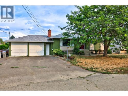 881 Mcgillivray St, Kamloops, BC, V2B5R5 | Card Image