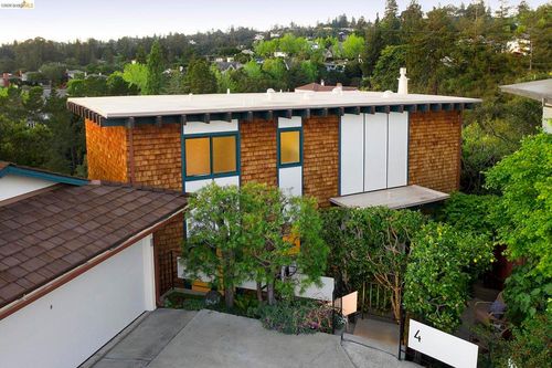 4 Cavendish Ln, Piedmont, CA, 94602-1429 | Card Image