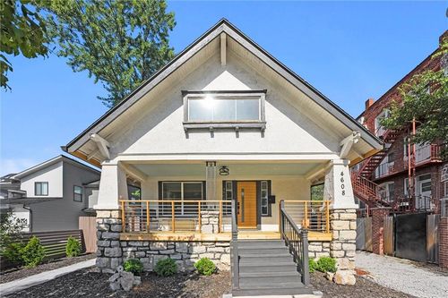 4608 Forest Ave, Kansas City, MO, 64110-1724 | Card Image