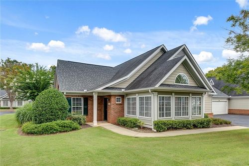 706 Village Ln, Roswell, GA, 30075-5889 | Card Image