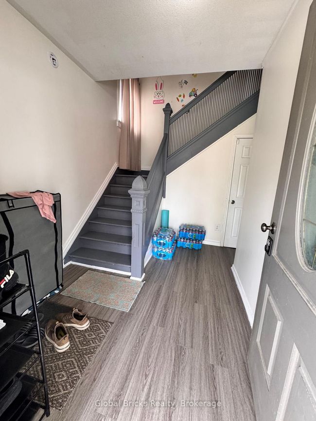 4493 Jepson St, House other with 5 bedrooms, 2 bathrooms and 2 parking in Niagara Falls ON | Image 25