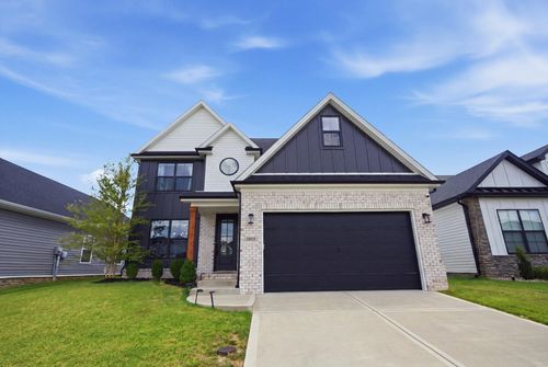 1060 Squirrel Nest Ln, Lexington, KY, 40509-4295 | Card Image