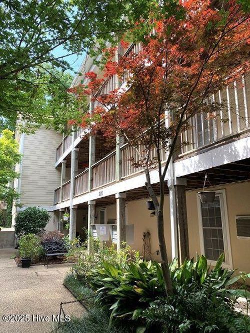212-h-210 Red Cross St, Wilmington, NC, 28401-3300 | Card Image