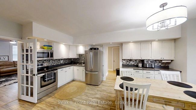 24 Queen St E, House other with 4 bedrooms, 2 bathrooms and 6 parking in Hepworth ON | Image 19