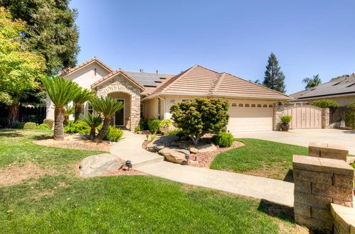 2855 Richert Avenue, Clovis, CA, 93611 | Card Image