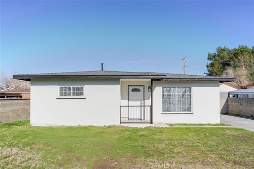 925 W Oldfield St, Lancaster, CA, 93534-3422 | Card Image