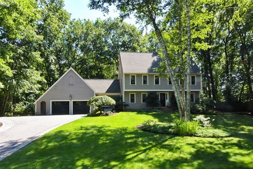 21 Foxwood Cv, Holliston, MA, 01746-2561 | Card Image