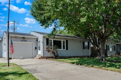 1005 Frederick St, Joliet, IL, 60435-4401 | Card Image