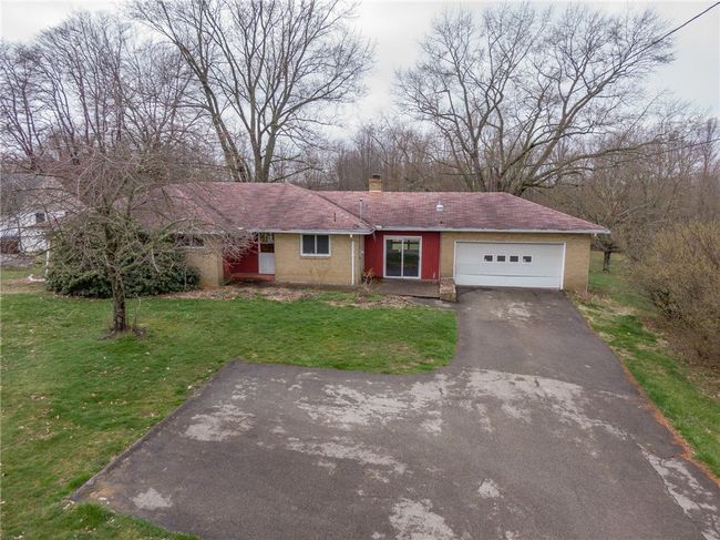 457 Sharon Bedford Rd, House other with 3 bedrooms, 1 bathrooms and 2 parking in West Middlesex PA | Image 5