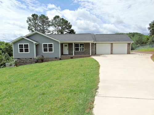 135 Joseph Daniel Ln, Jasper, TN, 37347-5871 | Card Image