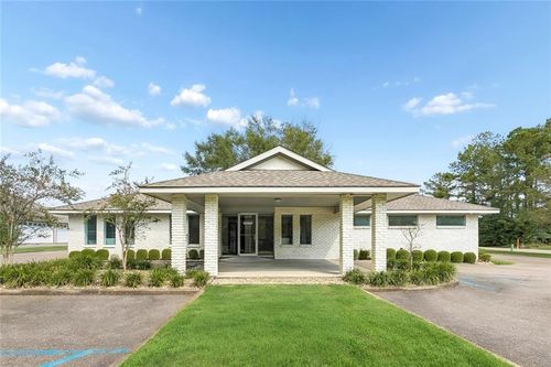 15739 Professional Plz, Hammond, LA, 70403-1452 | Card Image
