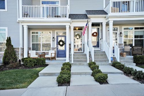 272 Silver Timber Dr, Yaphank, NY, 11980-2069 | Card Image