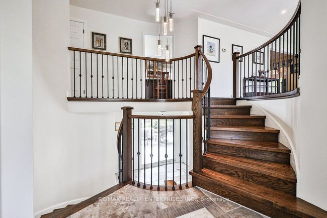 59 Menno St, House other with 4 bedrooms, 2 bathrooms and 6 parking in Breslau ON | Image 6