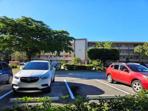 apt-o3-1705 Andros Isle, Coconut Creek, FL, 33066-2842 | Card Image