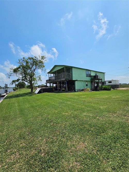 14545 Mariner St, Sargent, TX, 77414 | Card Image