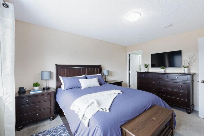 10 Somerglen Crescent Sw, House other with 4 bedrooms, 3 bathrooms and 4 parking in Calgary AB | Image 14