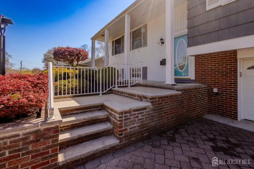 24 Clearview Road, East Brunswick, NJ, 08816 | Card Image