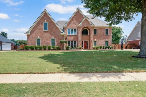 1510 Courtfield Ln, Collierville, TN, 38017-3282 | Card Image