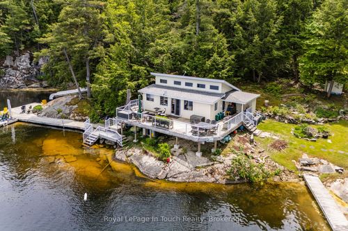 4 Is 270 Georgian Bay Island, Georgian Bay, ON, L0K1S0 | Card Image