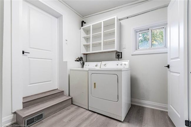 135 East Ave N, House other with 3 bedrooms, 2 bathrooms and 2 parking in Hamilton ON | Image 15