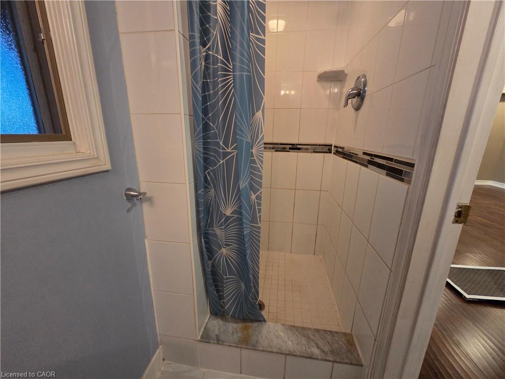 Residential Lease in Burlington 4