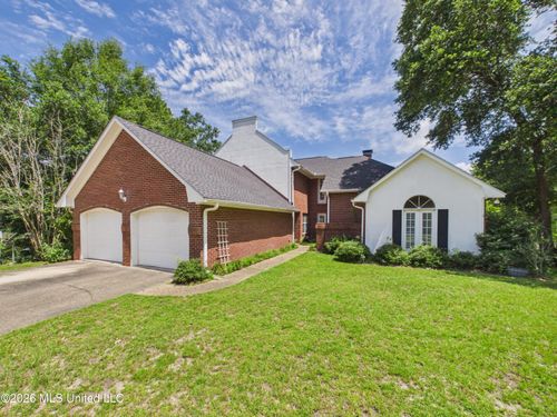 1068 Conley Circle, Ocean Springs, MS, 39564 | Card Image