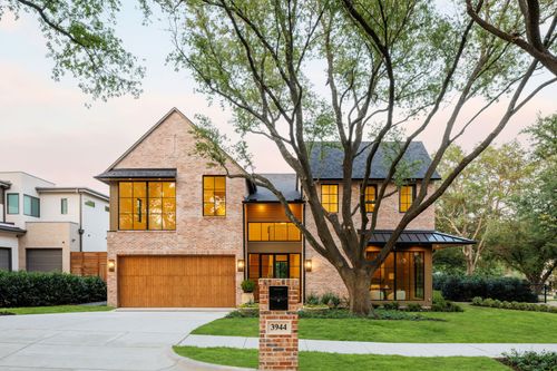 3944 Dalgreen Cir, Dallas, TX, 75214-2900 | Card Image