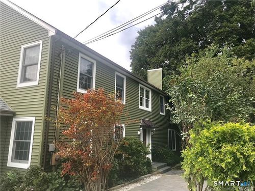 24 Cassidy Park, Greenwich, CT, 06830-4601 | Card Image